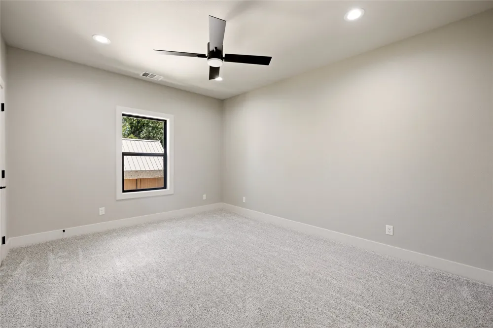 100 Brentwood Estates Drive Trinidad, TX 75163