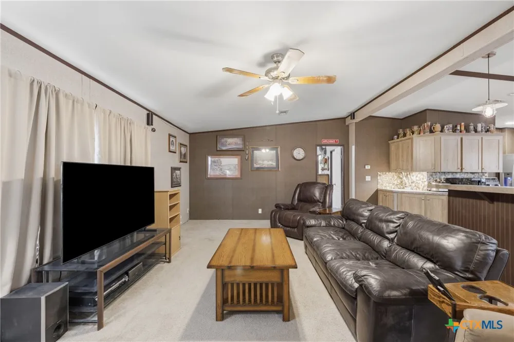 151 Brianna Circle Johnson City, TX 78636