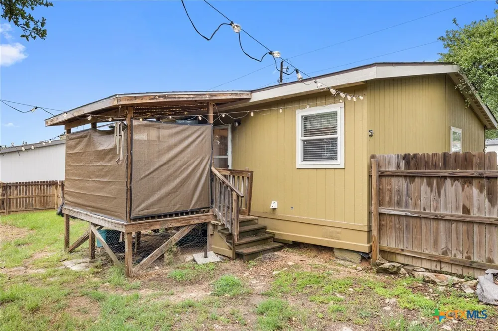 151 Brianna Circle Johnson City, TX 78636