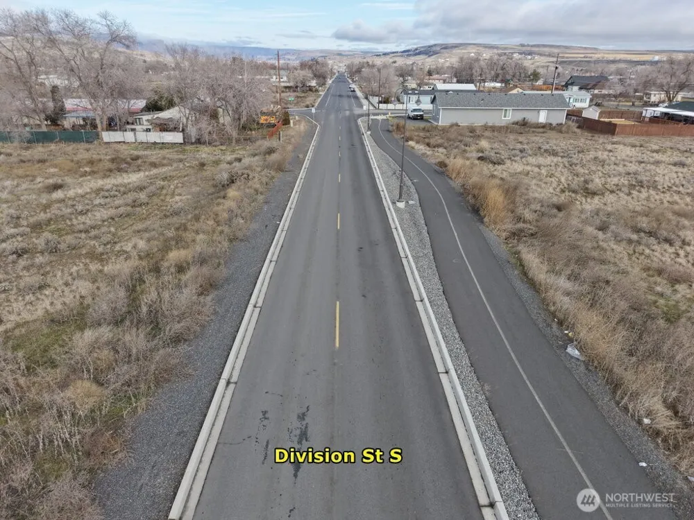 8 Division St S Soap Lake, WA 98851