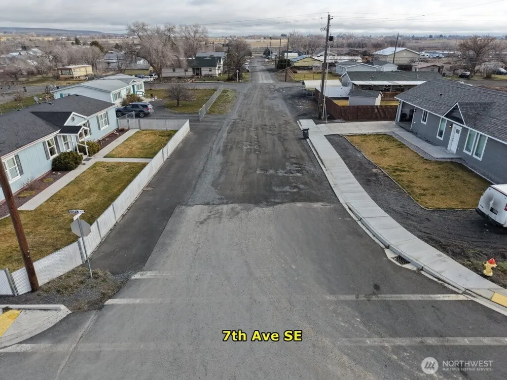 8 Division St S Soap Lake, WA 98851