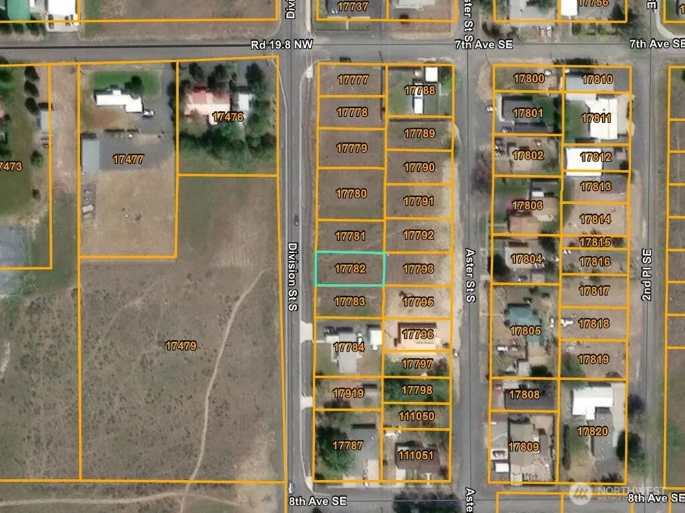 8 Division St S Soap Lake, WA 98851