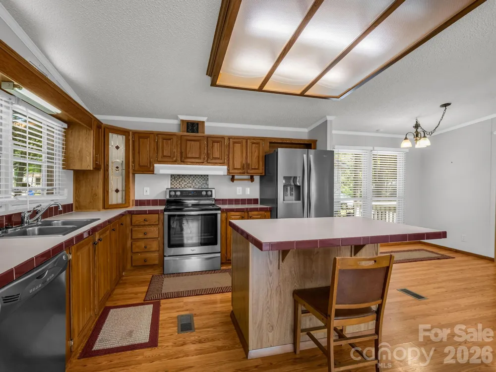 213 Old State Ten Road Black Mountain, NC 28711