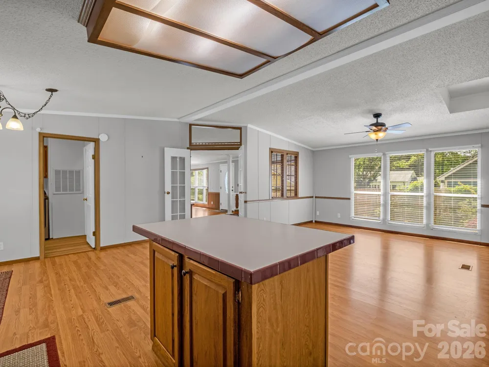 213 Old State Ten Road Black Mountain, NC 28711
