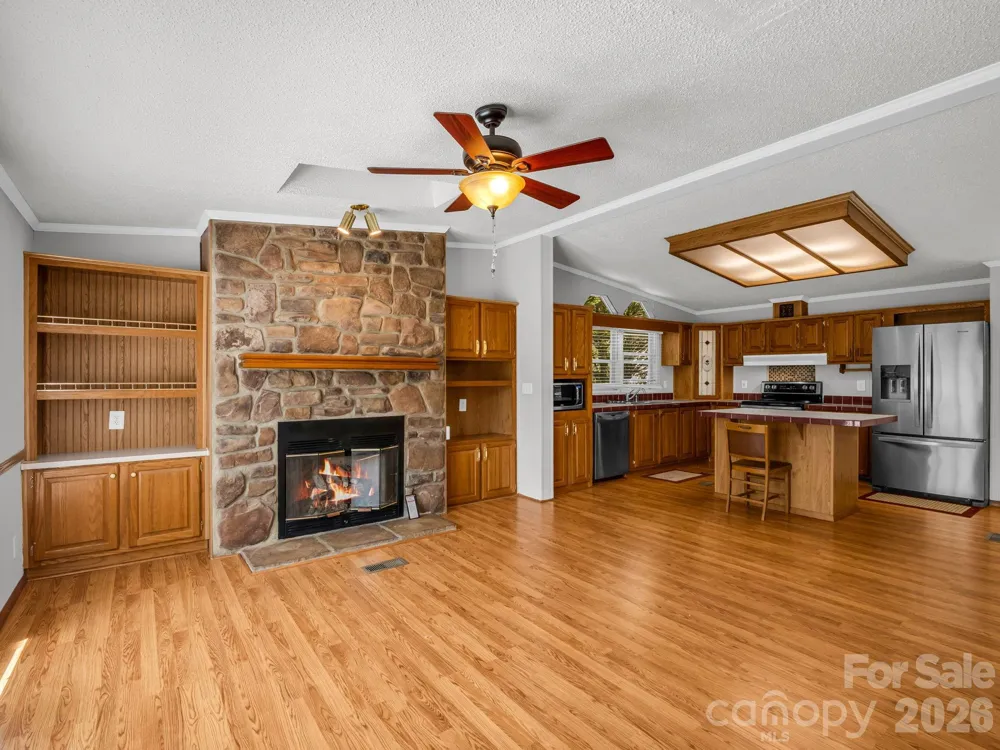 213 Old State Ten Road Black Mountain, NC 28711