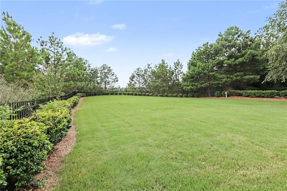 6084 Holly Park Lane SE Mableton, GA 30126