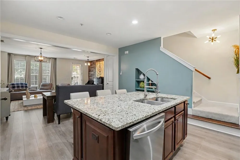 6084 Holly Park Lane SE Mableton, GA 30126