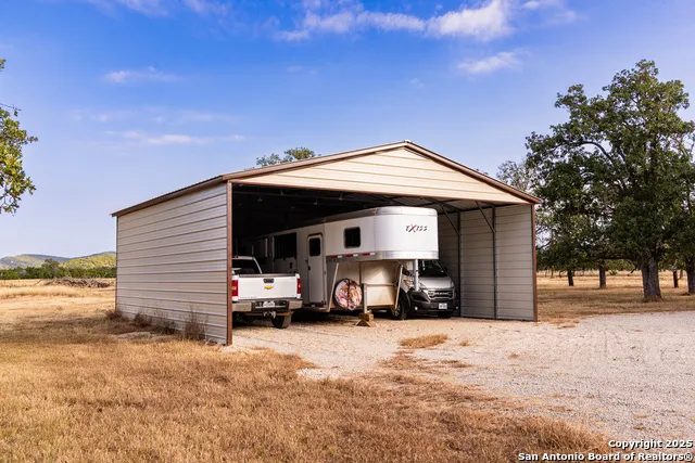 1158 ORCHARD PARK BLVD Medina, TX 78055
