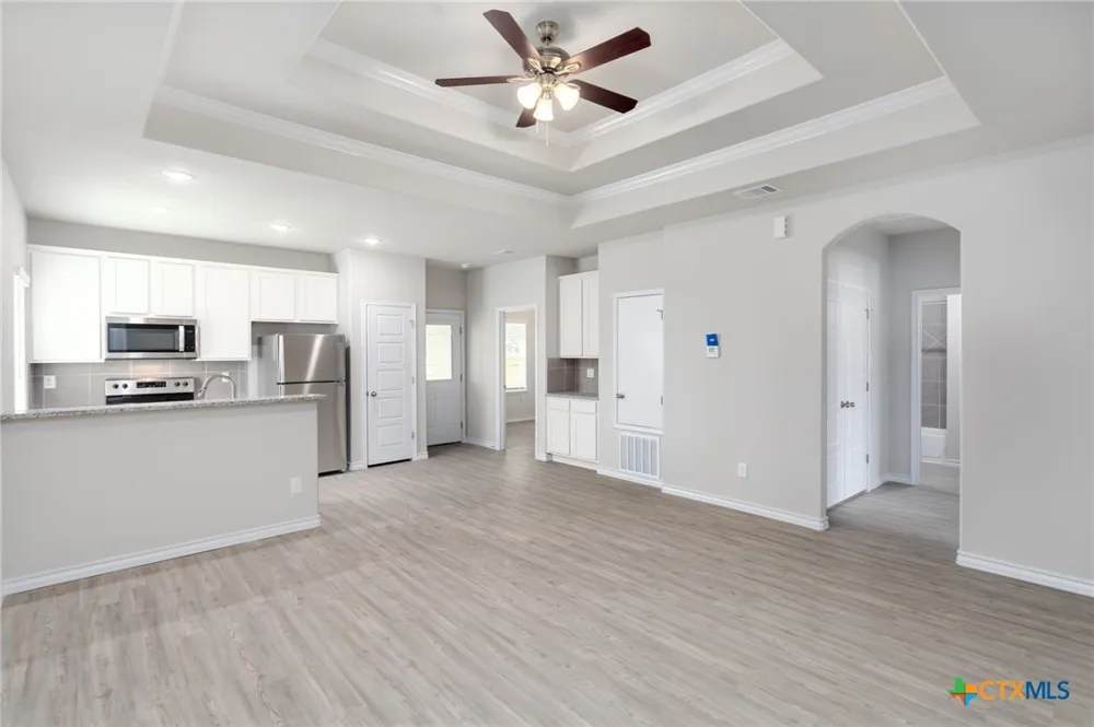404 Trefger Street Seguin, TX 78155