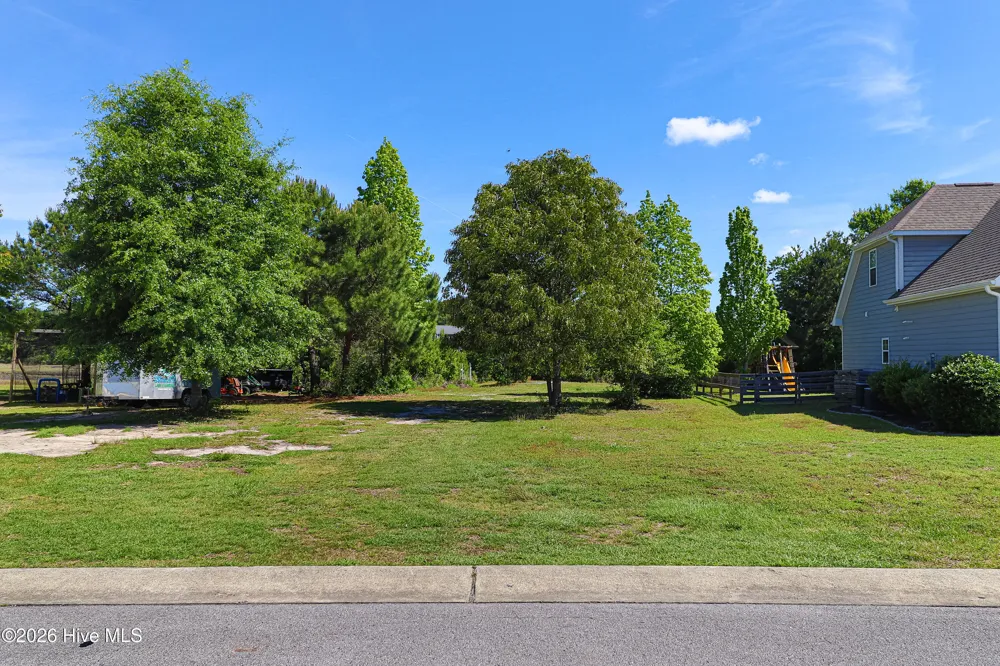 112 Sweet Grass Trail Cedar Point, NC 28584