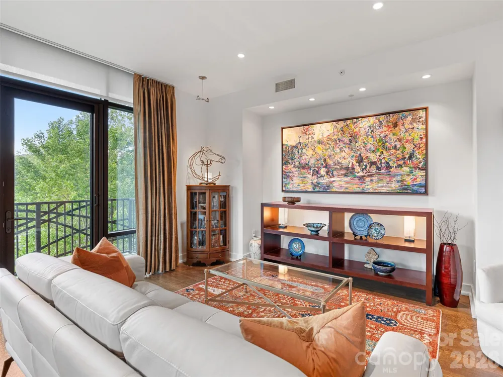 60 Market Street #217 Asheville, NC 28801