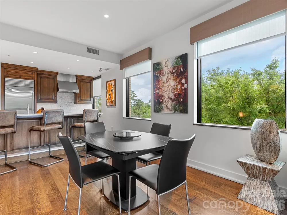 60 Market Street #217 Asheville, NC 28801
