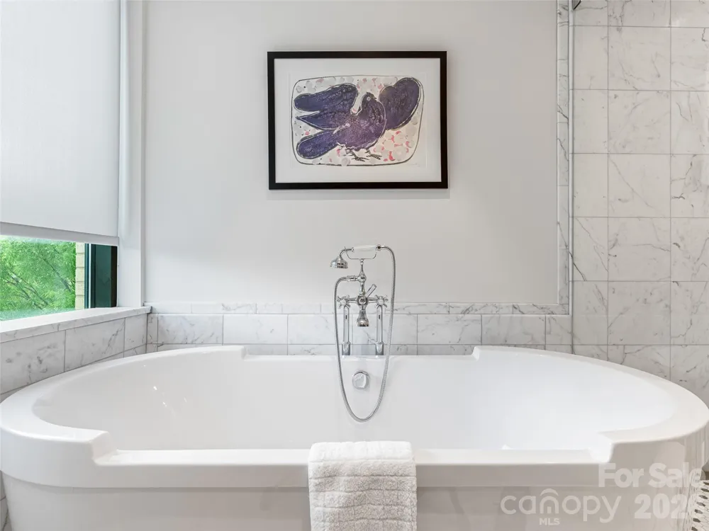 60 Market Street #217 Asheville, NC 28801