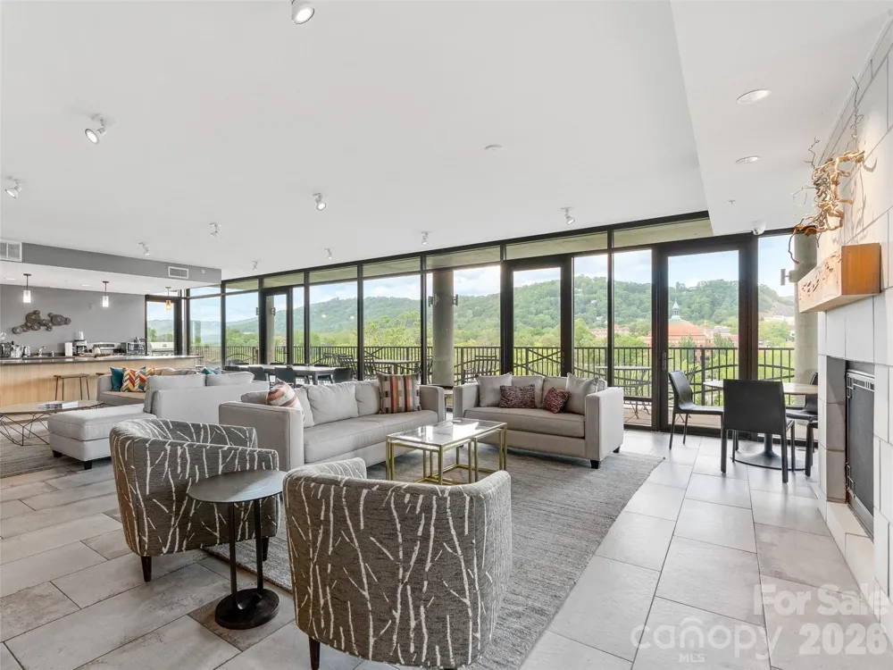 60 Market Street #217 Asheville, NC 28801