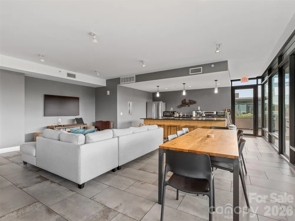 60 Market Street #217 Asheville, NC 28801