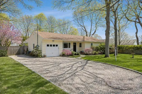 50 Hazelwood Avenue