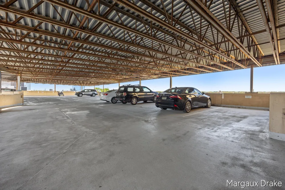 940 Monroe Avenue NW #552 Grand Rapids, MI 49503