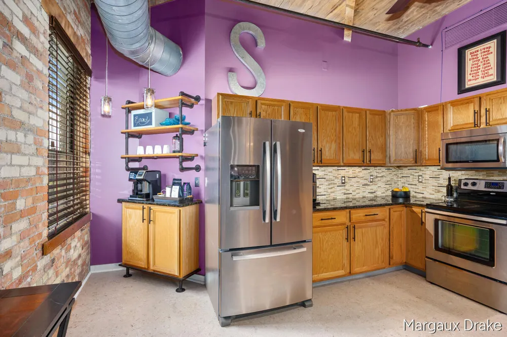 940 Monroe Avenue NW #552 Grand Rapids, MI 49503