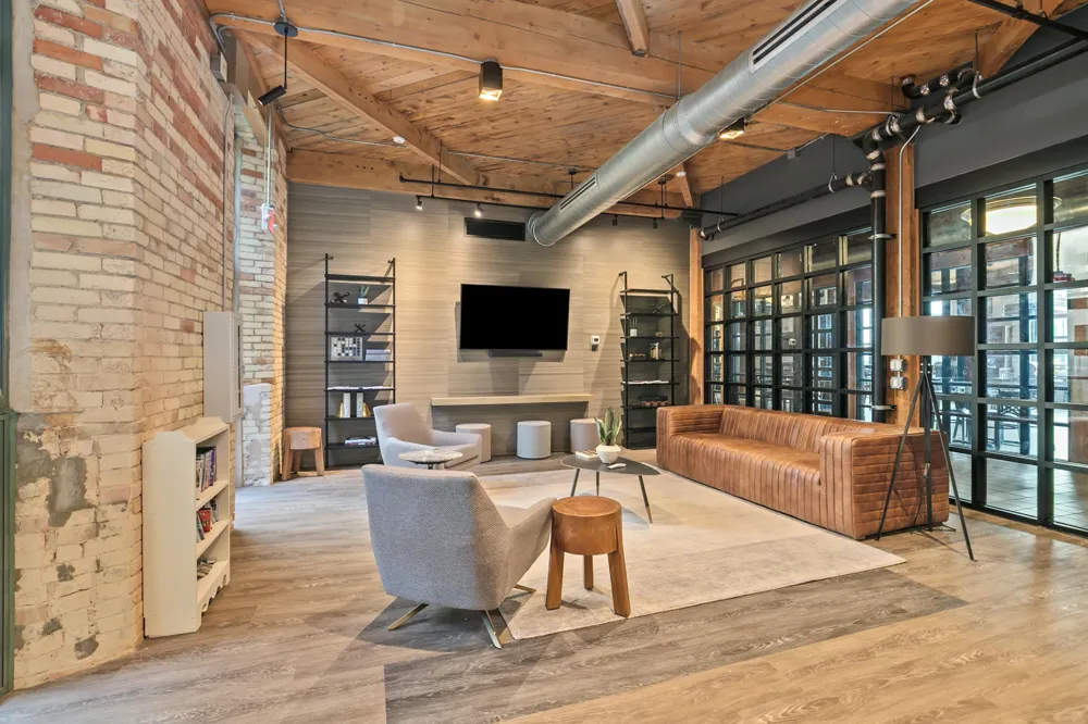 940 Monroe Avenue NW #552 Grand Rapids, MI 49503