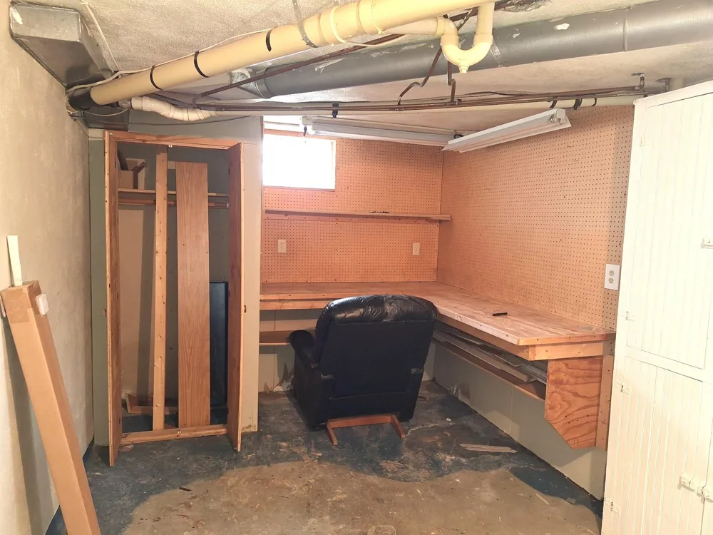 911 Emmerling Avenue Walhalla, ND 58282