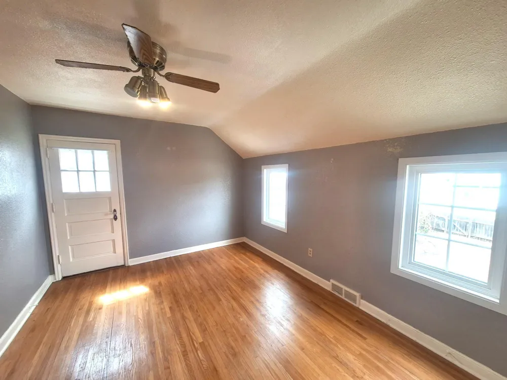 911 Emmerling Avenue Walhalla, ND 58282