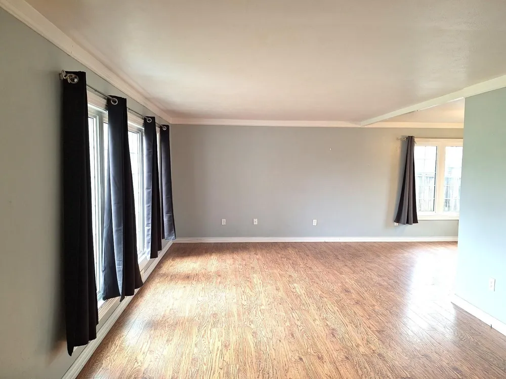 911 Emmerling Avenue Walhalla, ND 58282