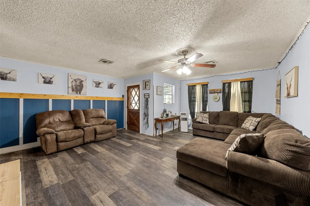 209 Goddard Street Mart, TX 76664