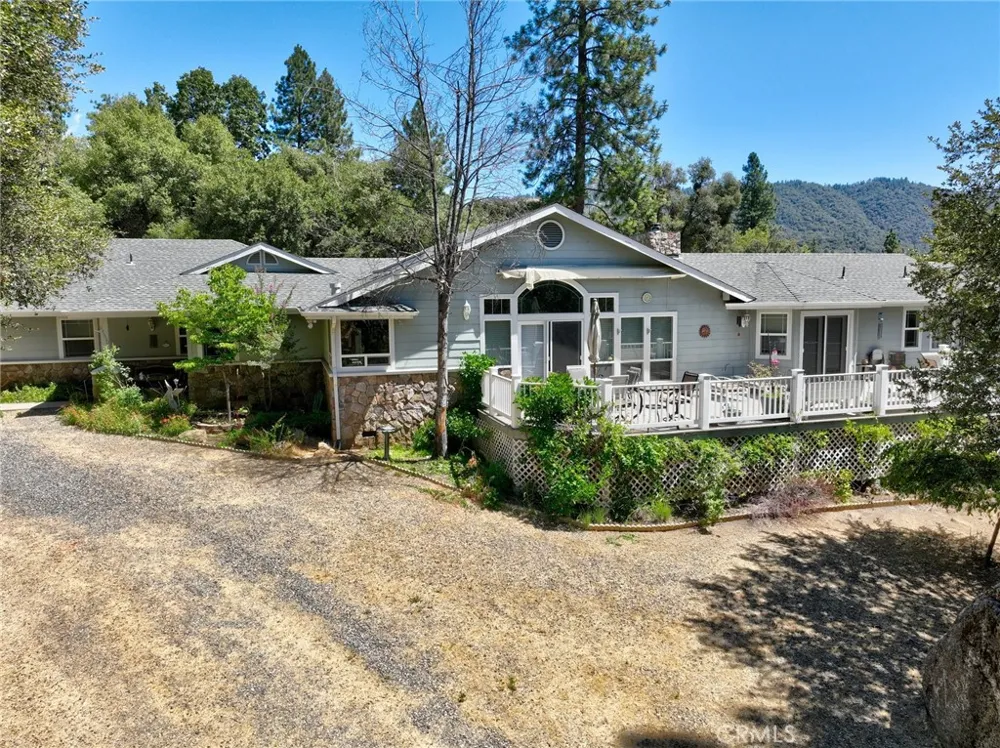 44550 Windsong Way Ahwahnee, CA 93601