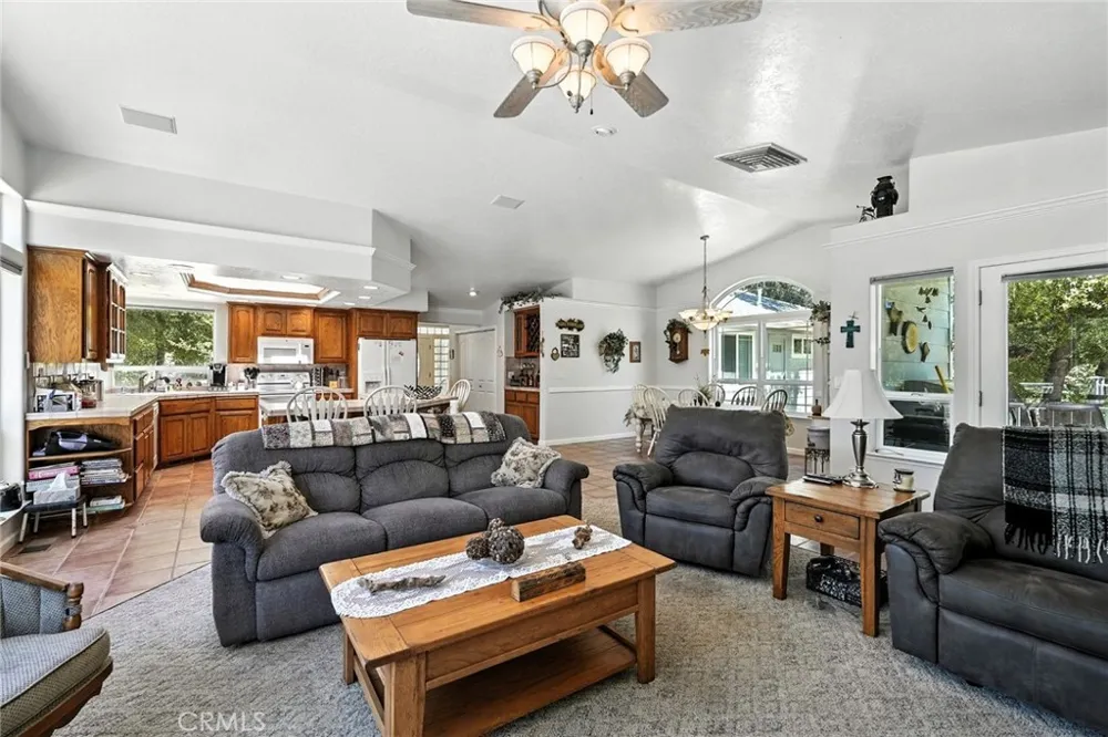 44550 Windsong Way Ahwahnee, CA 93601