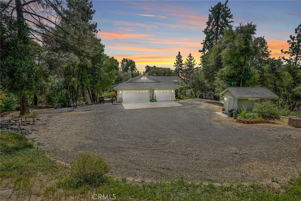 44550 Windsong Way Ahwahnee, CA 93601