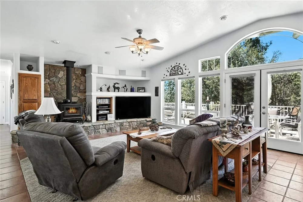 44550 Windsong Way Ahwahnee, CA 93601
