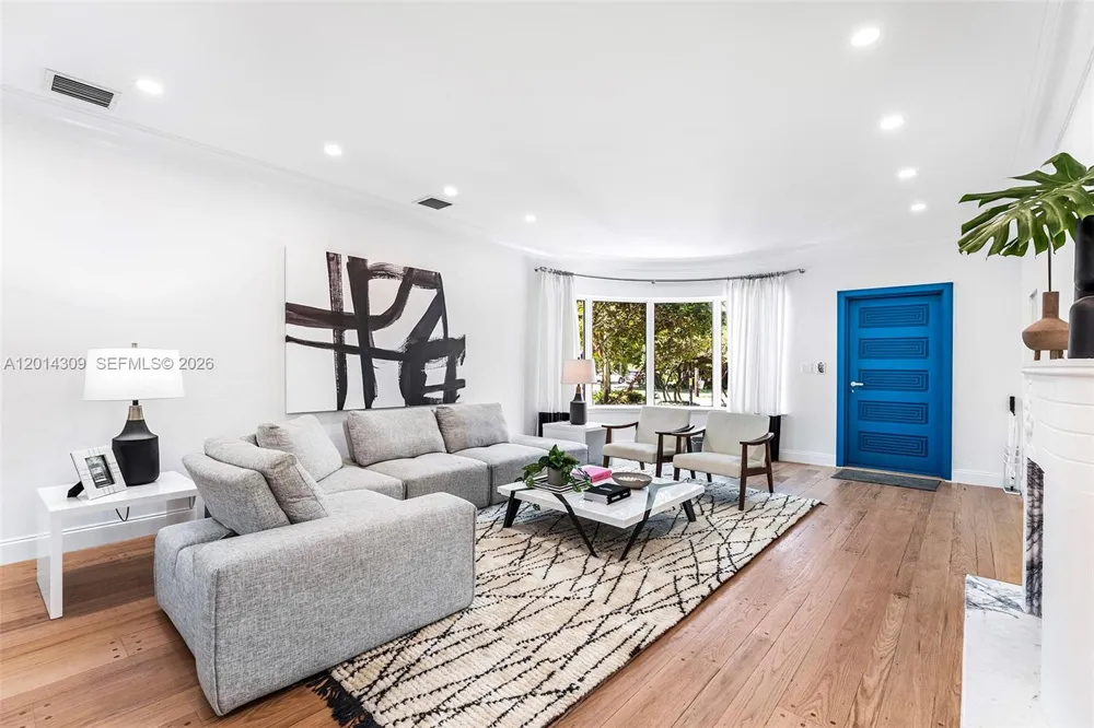 6145 La Gorce Dr Miami Beach, FL 33140