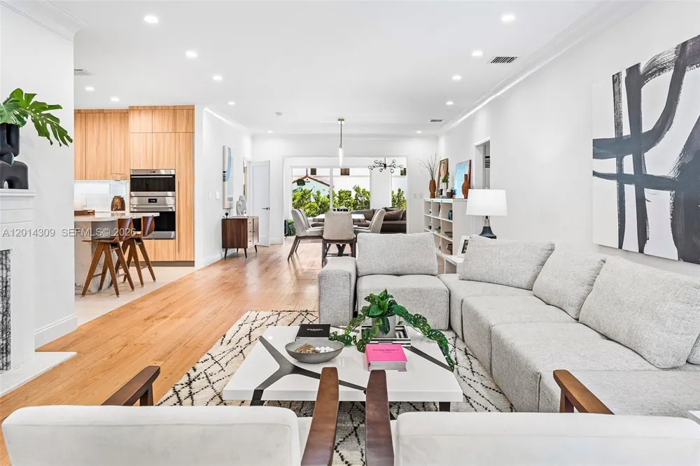 6145 La Gorce Dr Miami Beach, FL 33140