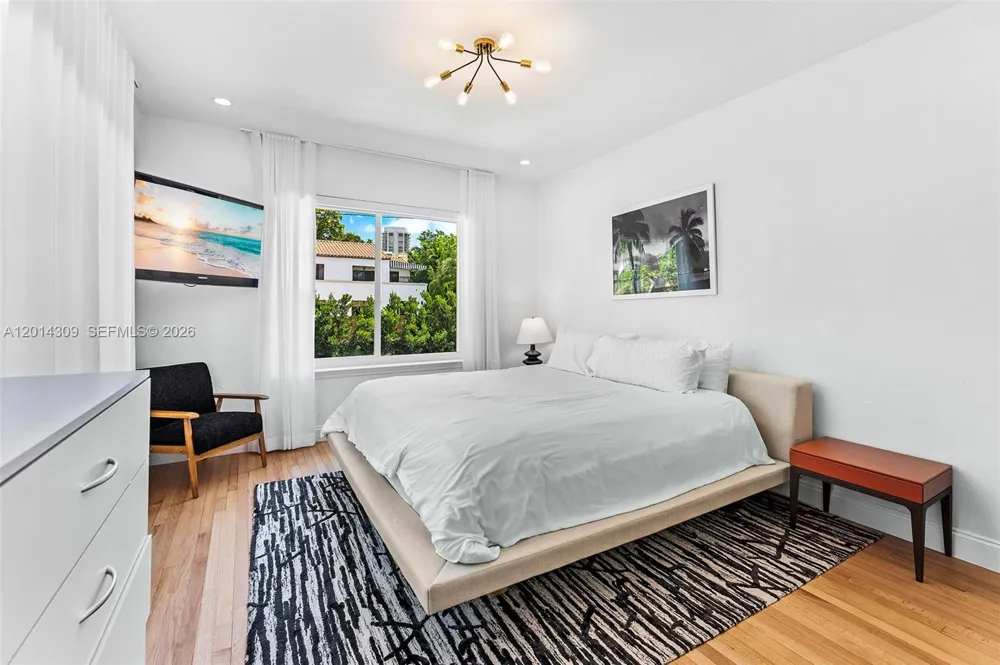 6145 La Gorce Dr Miami Beach, FL 33140