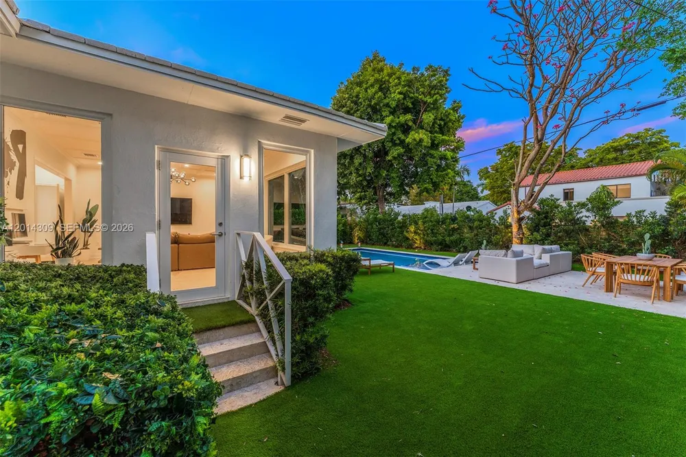 6145 La Gorce Dr Miami Beach, FL 33140