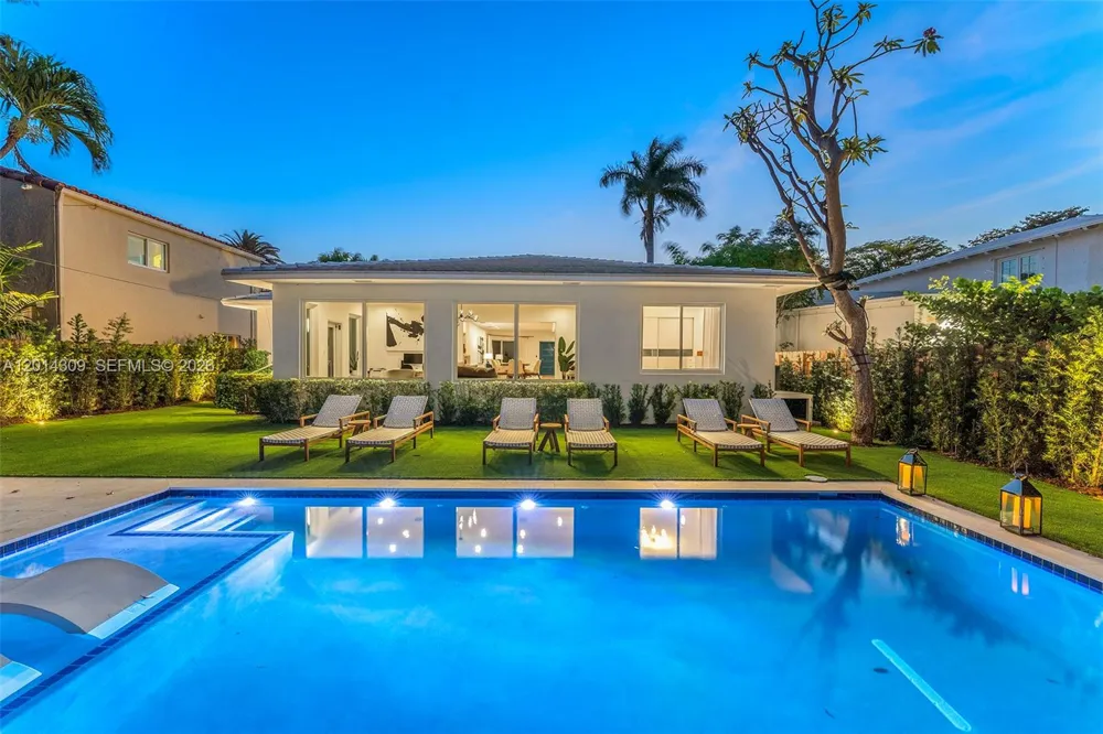 6145 La Gorce Dr Miami Beach, FL 33140