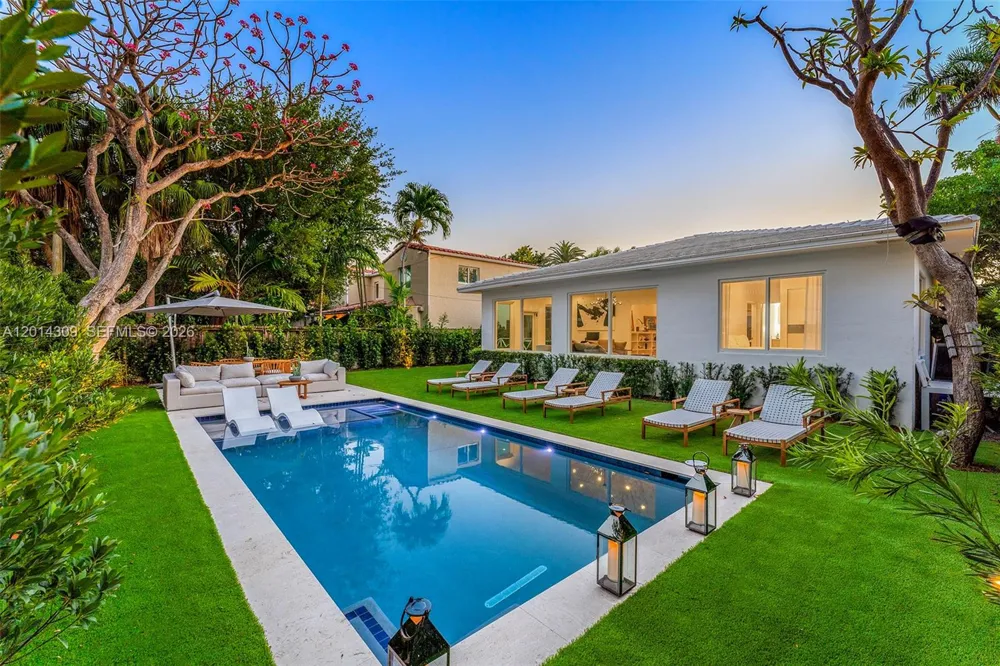 6145 La Gorce Dr Miami Beach, FL 33140