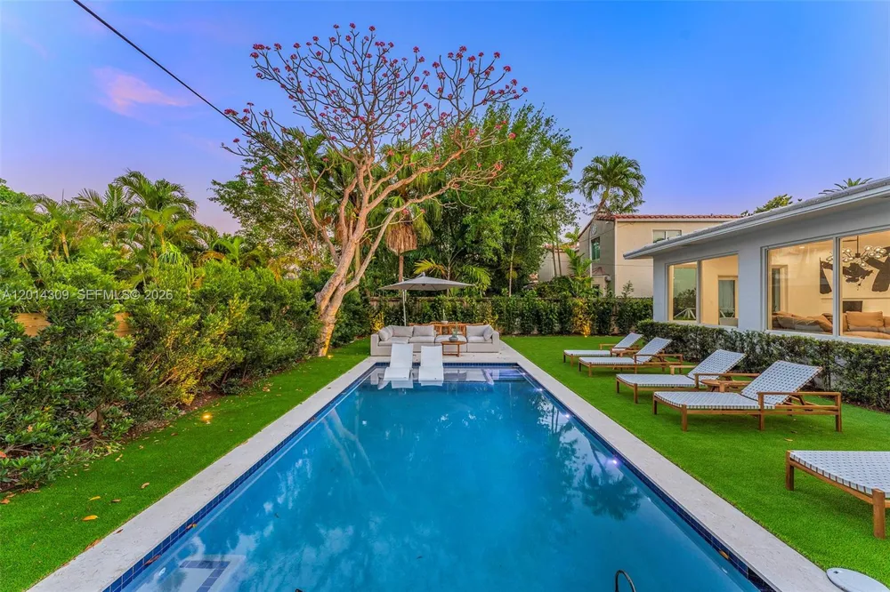 6145 La Gorce Dr Miami Beach, FL 33140