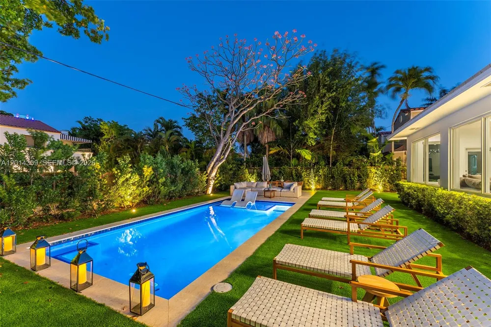 6145 La Gorce Dr Miami Beach, FL 33140