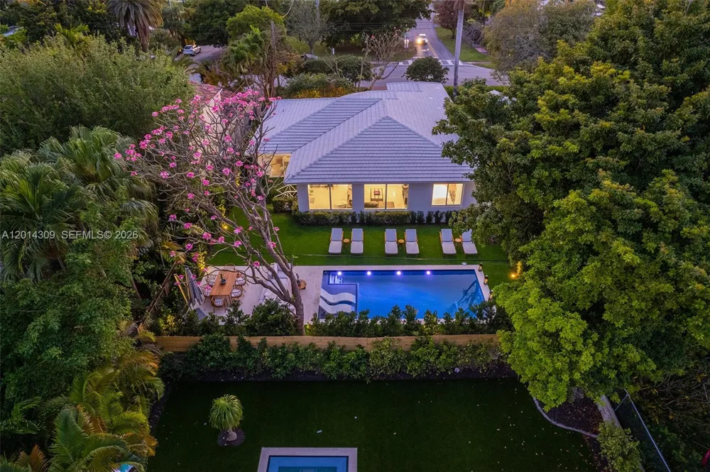 6145 La Gorce Dr Miami Beach, FL 33140