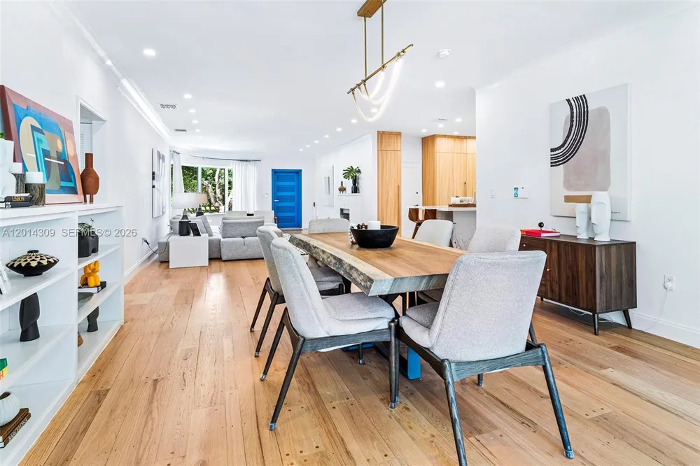6145 La Gorce Dr Miami Beach, FL 33140