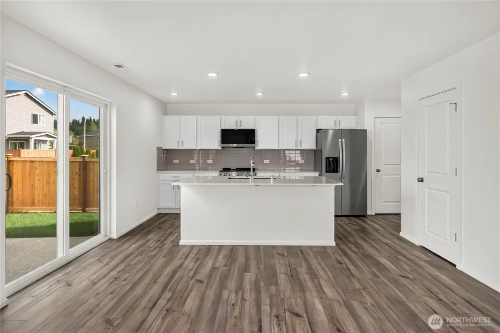1454 Salzer Creek Loop Centralia, WA 98531
