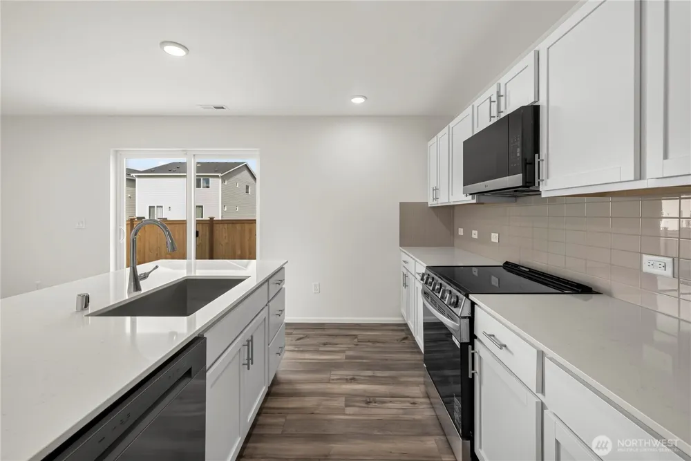 1454 Salzer Creek Loop Centralia, WA 98531
