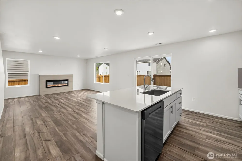 1454 Salzer Creek Loop Centralia, WA 98531