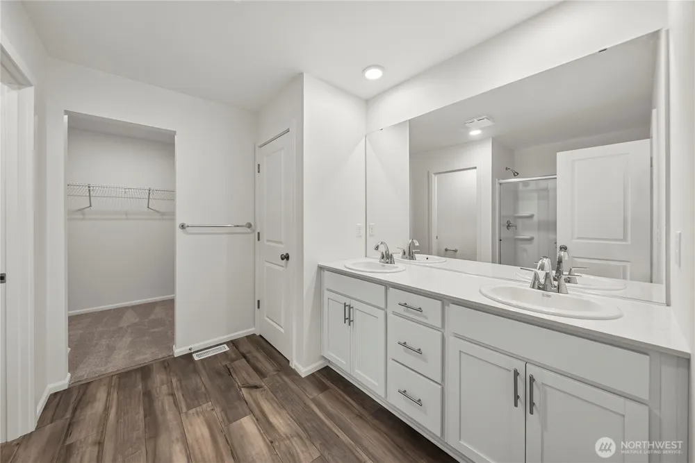 1454 Salzer Creek Loop Centralia, WA 98531