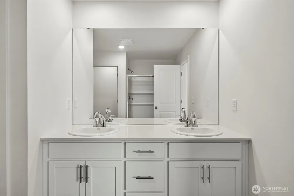 1454 Salzer Creek Loop Centralia, WA 98531