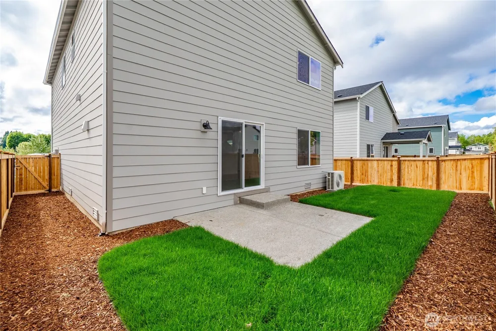 1454 Salzer Creek Loop Centralia, WA 98531