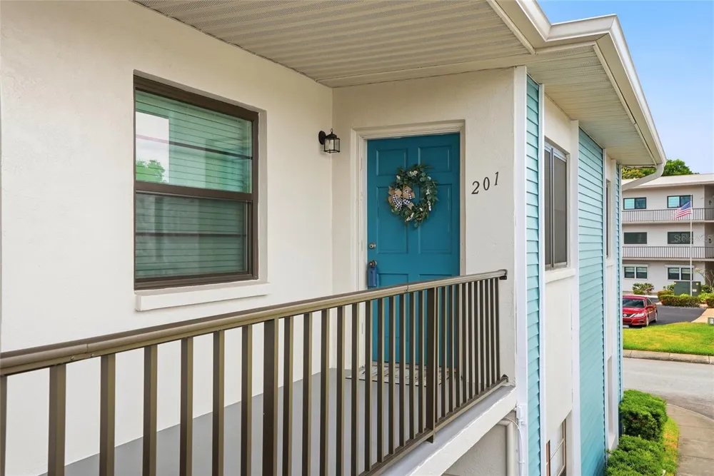 5967 TERRACE PARK DRIVE #201 St Petersburg, FL 33709