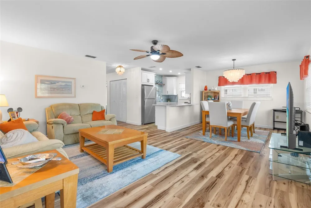 5967 TERRACE PARK DRIVE #201 St Petersburg, FL 33709