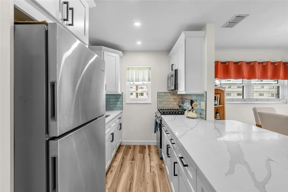 5967 TERRACE PARK DRIVE #201 St Petersburg, FL 33709